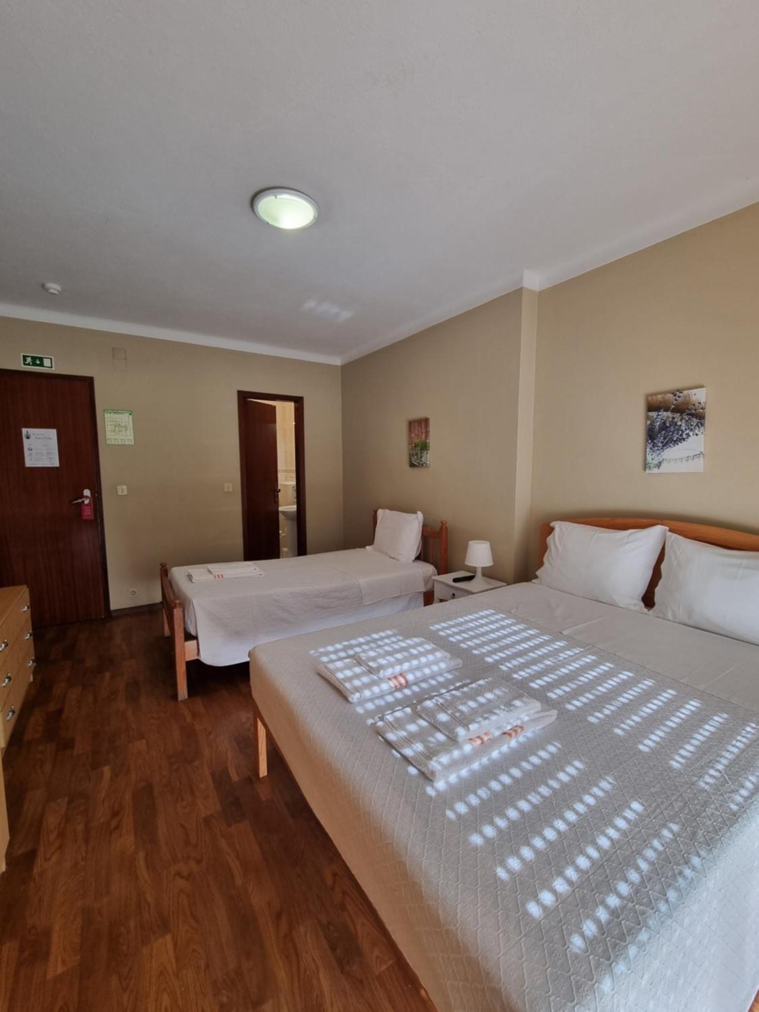 Residencia Salva-Vidas Nazare Bagian luar foto