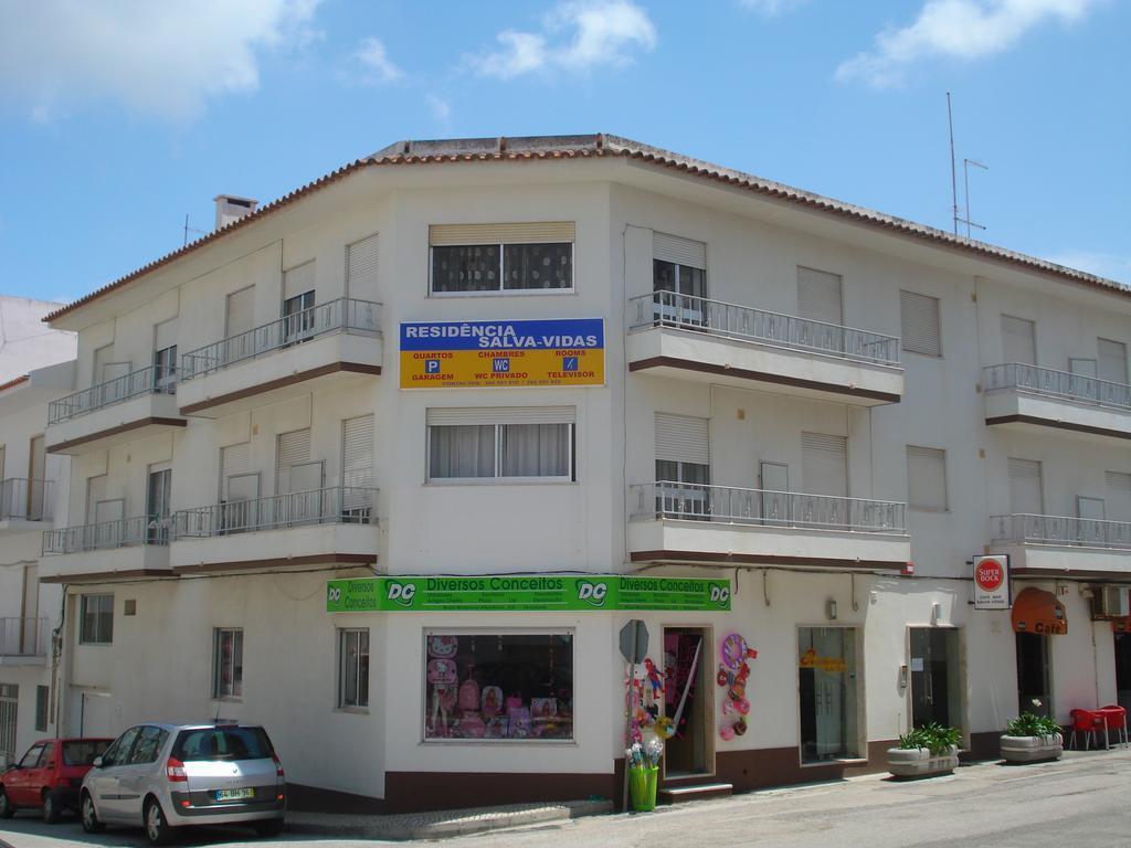 Residencia Salva-Vidas Nazare Bagian luar foto